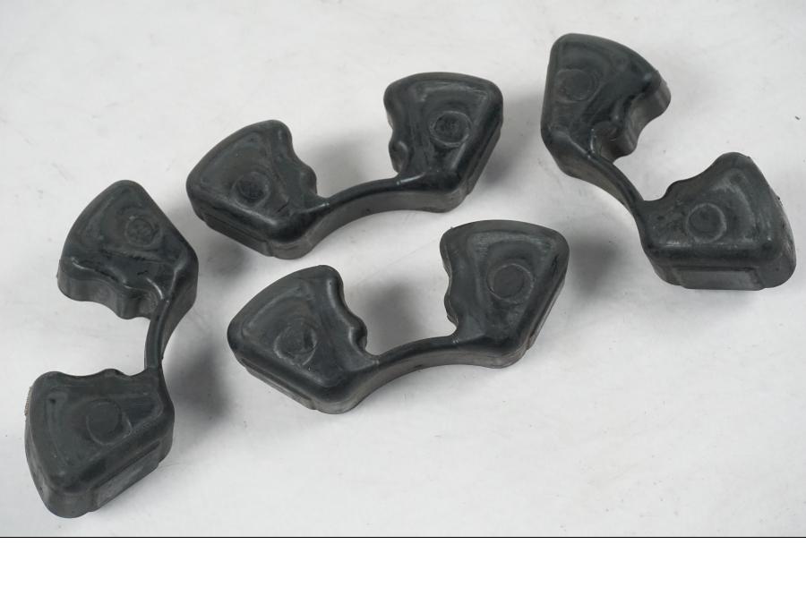 Vänster sida på Ryckutjämnare från en Kawasaki ER-6N ABS -2010 motorcykel.