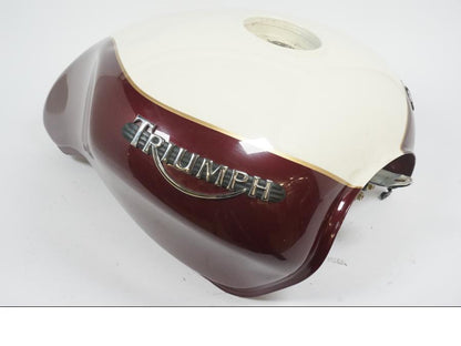 Höger sida på Bensintank från en Triumph Rocket III -2007 motorcykel.