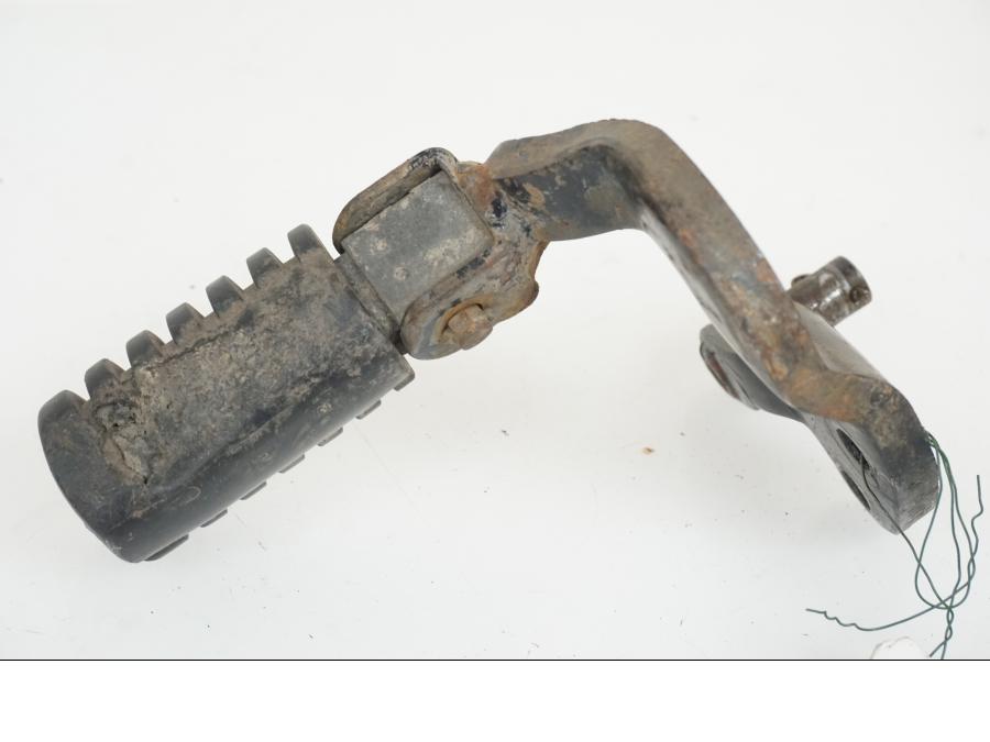 Snett uppifrån på Fotpinne från en Yamaha XT 600 -1990 motorcykel.