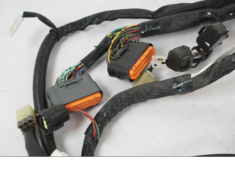 Baksidan på Kabelstam från en Suzuki GSX-R 600 -2007 motorcykel.