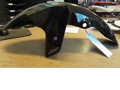 Framsidan på Framskärm från en Yamaha MT-03 -2016 motorcykel.