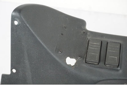 Vänster sida på Instrumentkåpa från en BMW K 1100 LT -1999 motorcykel.