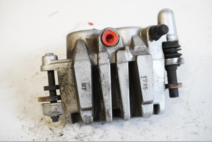 Baksidan på Bromsok från en Kawasaki VN 1500 Classic Tourer -2001 motorcykel.