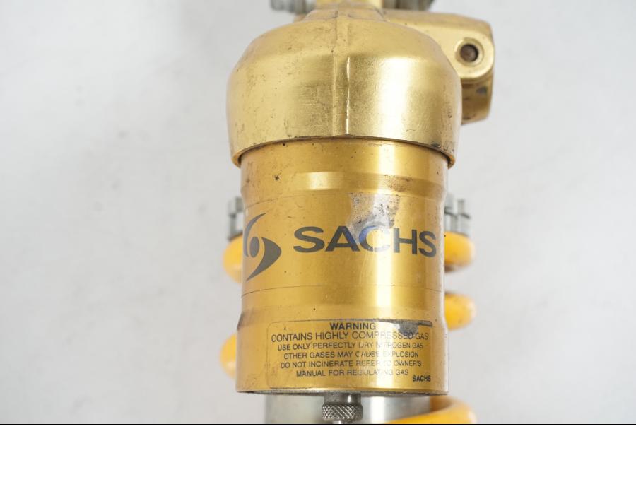 Extrabild6 på Stötdämpare från en MV Agusta Dragster -2014 motorcykel.