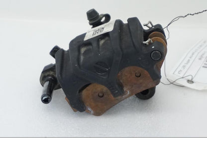 Baksidan på Bromsok från en KTM 1290 Super Adventure R -2021 motorcykel.