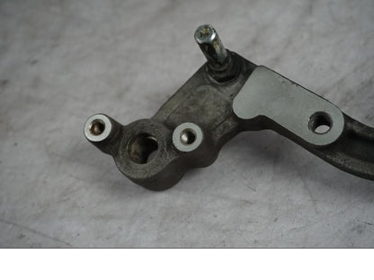 Snett uppifrån på Bromsoksfäste från en Honda VFR 1200 -2012 motorcykel.