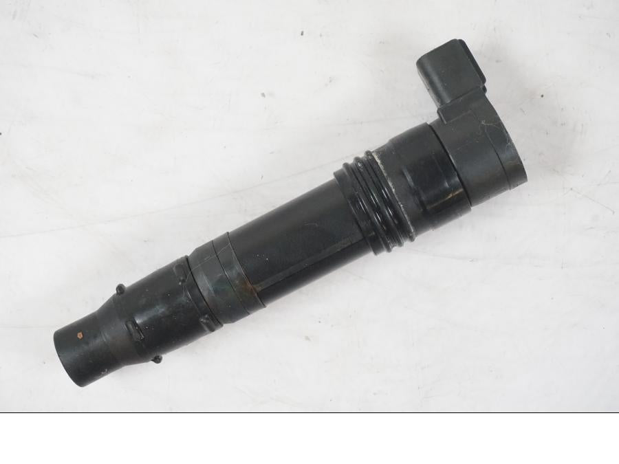 Framsidan på Tändspole från en Kawasaki ZZ-R 1400 -2009 motorcykel.