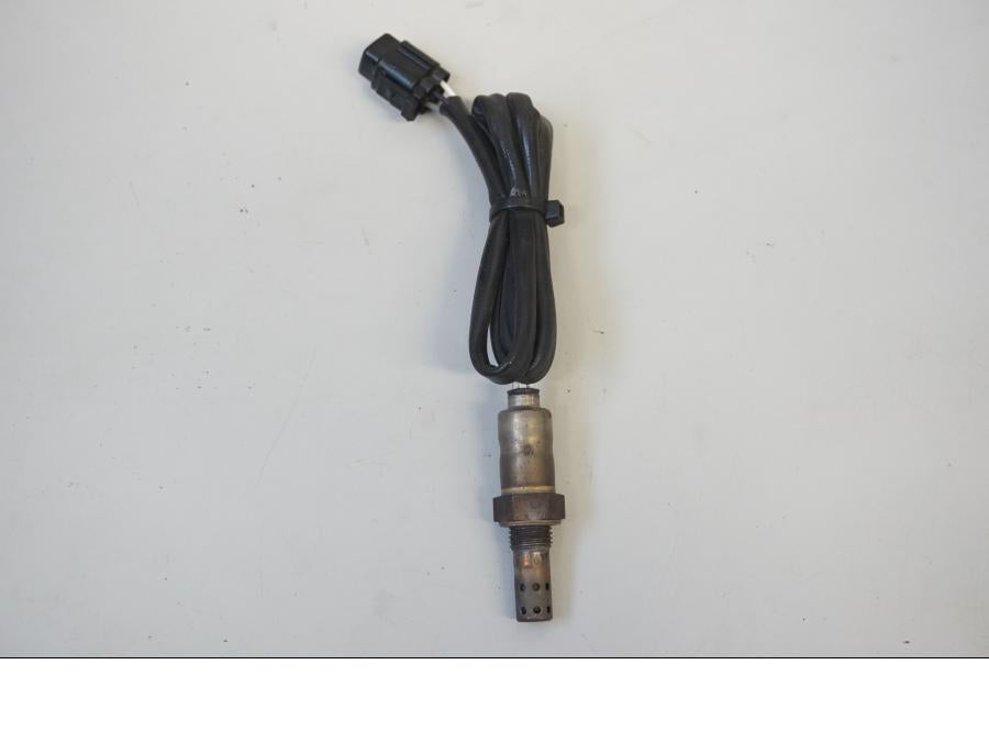 Framsidan på Lambdasond från en Suzuki GSX-R 1000 -2013 motorcykel.