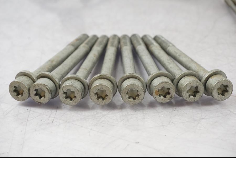 Extrabild2 på Skruv / Mutter etc från en BMW R 1200 GS -2018 motorcykel.