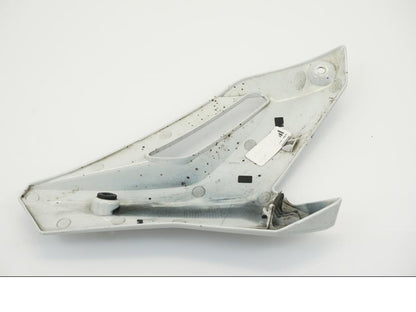 Snett uppifrån på Magkåpa från en BMW S 1000 R -2019 motorcykel.