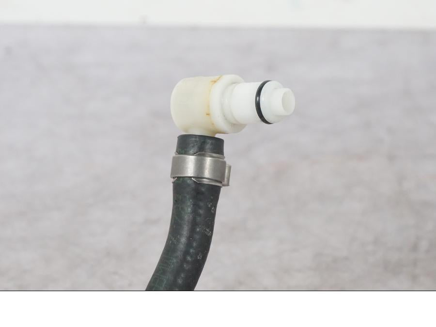 Baksidan på Fuel Rail från en BMW K 1600 GTL -2015 motorcykel.