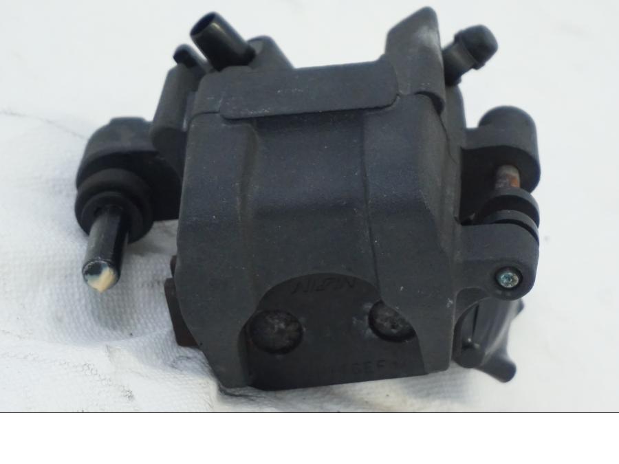 Baksidan på Bromsok från en Triumph Daytona 675 -2010 motorcykel.