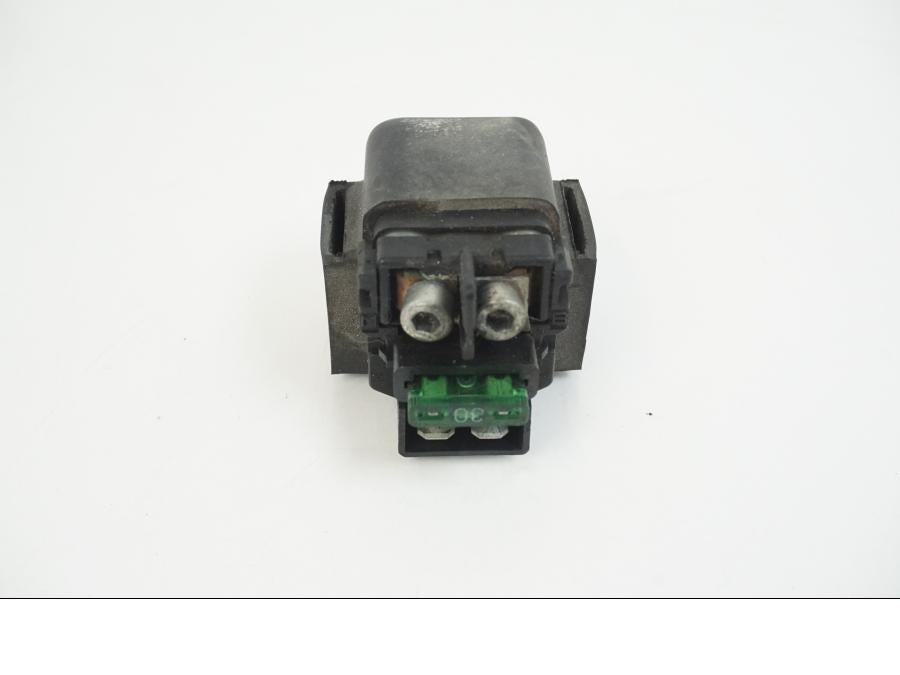 Baksidan på Startrelä från en Honda CBR 125 R -2006 motorcykel.