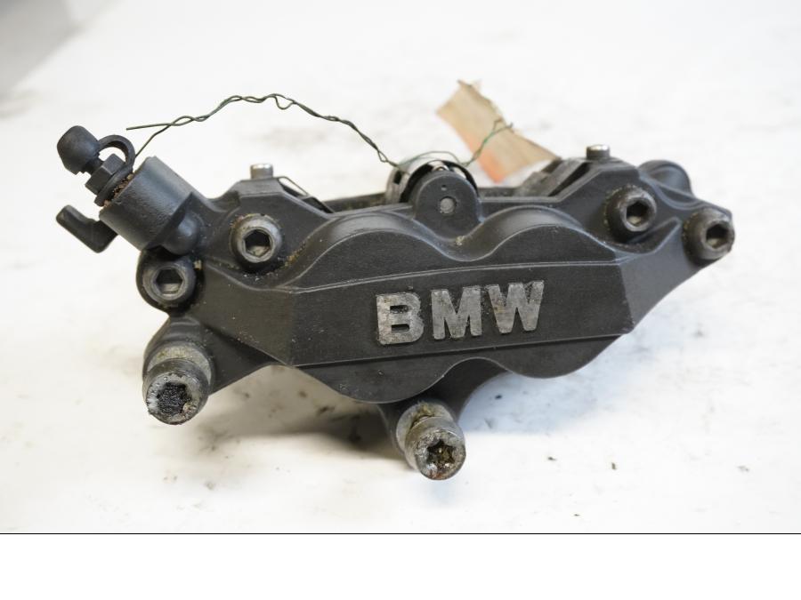 Framsidan på Bromsok från en BMW R 1100 S -2001 motorcykel.