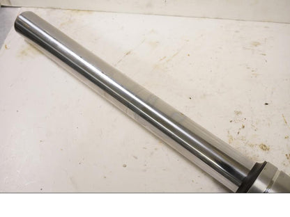 Höger sida på Gaffelben från en Kawasaki VN 1700 Classic Tourer -2009 motorcykel.