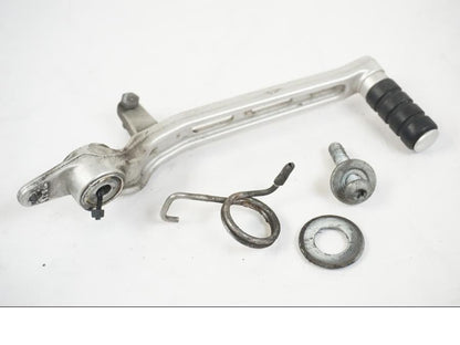 Framsidan på Bromspedal från en BMW F 650 CS -2002 motorcykel.