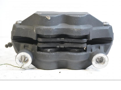 Höger sida på Bromsok från en Suzuki GSX-R 1000 -2006 motorcykel.