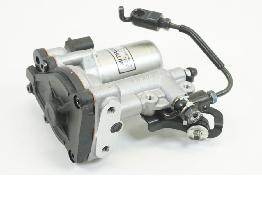 Baksidan på ABS Pump från en Honda CBR 1000 RR -2010 motorcykel.