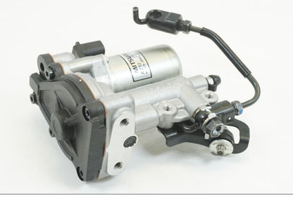 Baksidan på ABS Pump från en Honda CBR 1000 RR -2010 motorcykel.