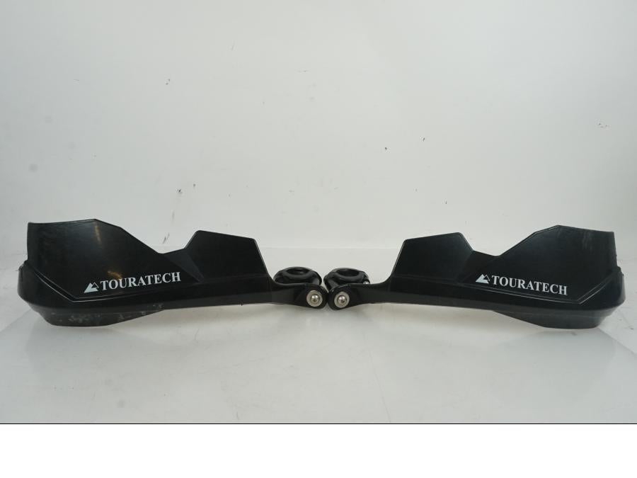 Framsidan på Handskydd från en BMW R 1250 GS -2022 motorcykel.