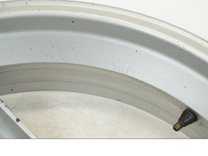 Extrabild6 på Fälg från en BMW F 650 CS -2003 motorcykel.