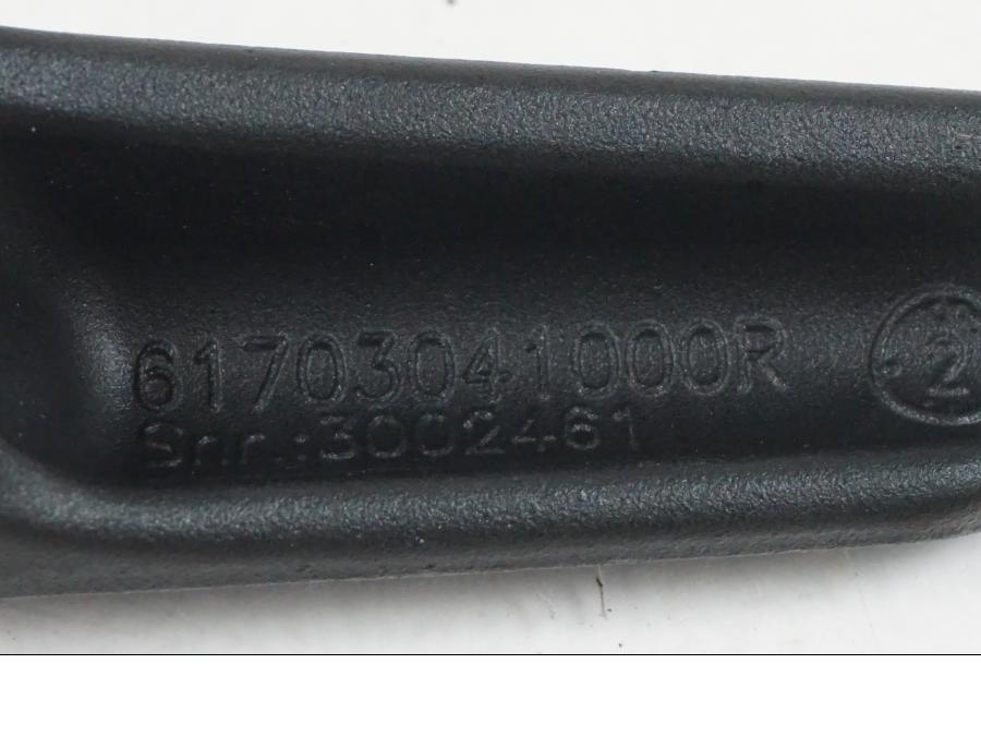 Snett uppifrån på Fotpinne från en KTM 1290 Super Duke R EVO -2023 motorcykel.