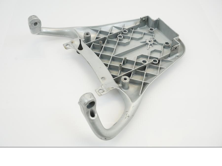 Snett uppifrån på Pakethållare från en Aprilia Pegaso 650 -1997 motorcykel.