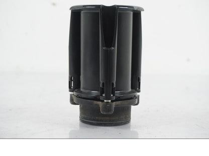 Höger sida på Luftrör från en MV Agusta Dragster -2014 motorcykel.