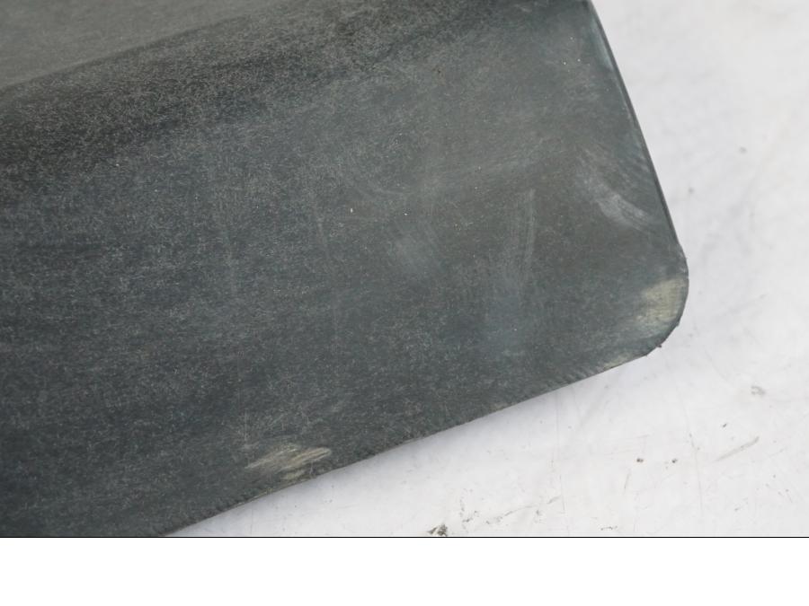 Vänster sida på Vattenkylkåpa från en Honda CBR 1100 XX -1999 motorcykel.