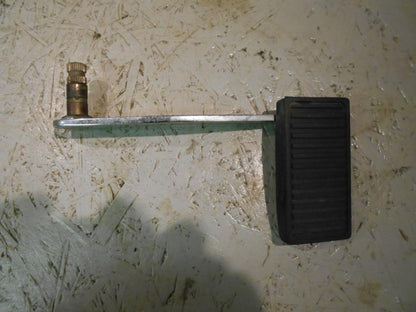 Framsidan på Bromspedal från en Kawasaki VN 1500 -1996 motorcykel.