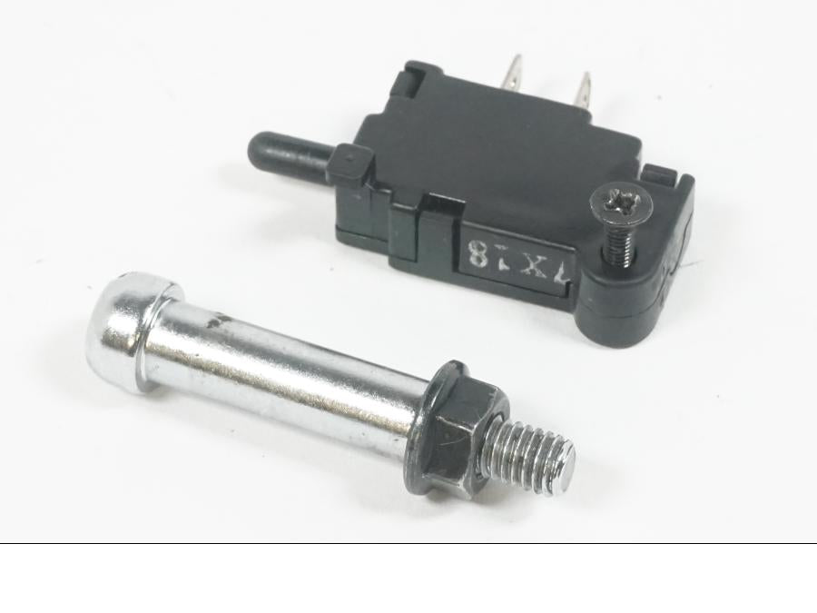 Höger sida på Kopplingskontakt från en Kawasaki GTR 1400 -2008 motorcykel.