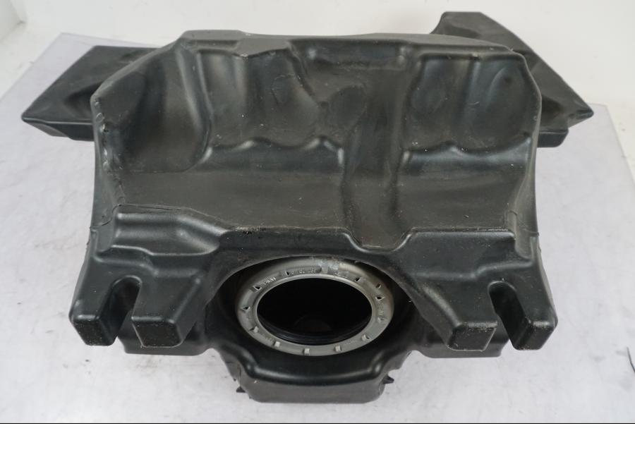 Extrabild5 på Bensintank från en BMW K 1600 GTL -2015 motorcykel.