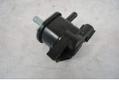 Höger sida på Fuel Evap System från en Triumph Bonneville T120 -2021 motorcykel.