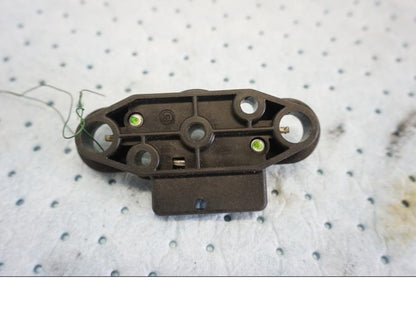 Baksidan på Sadellåsmekanism från en Suzuki GSX-R 1000 -2007 motorcykel.