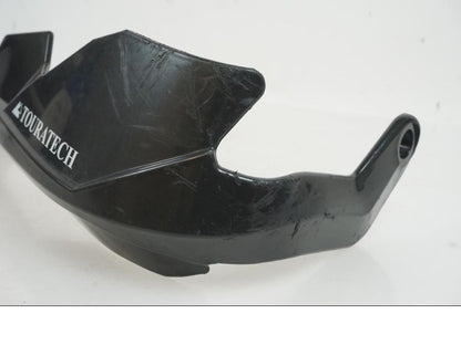 Snett uppifrån på Handskydd från en BMW R 1250 GS -2022 motorcykel.