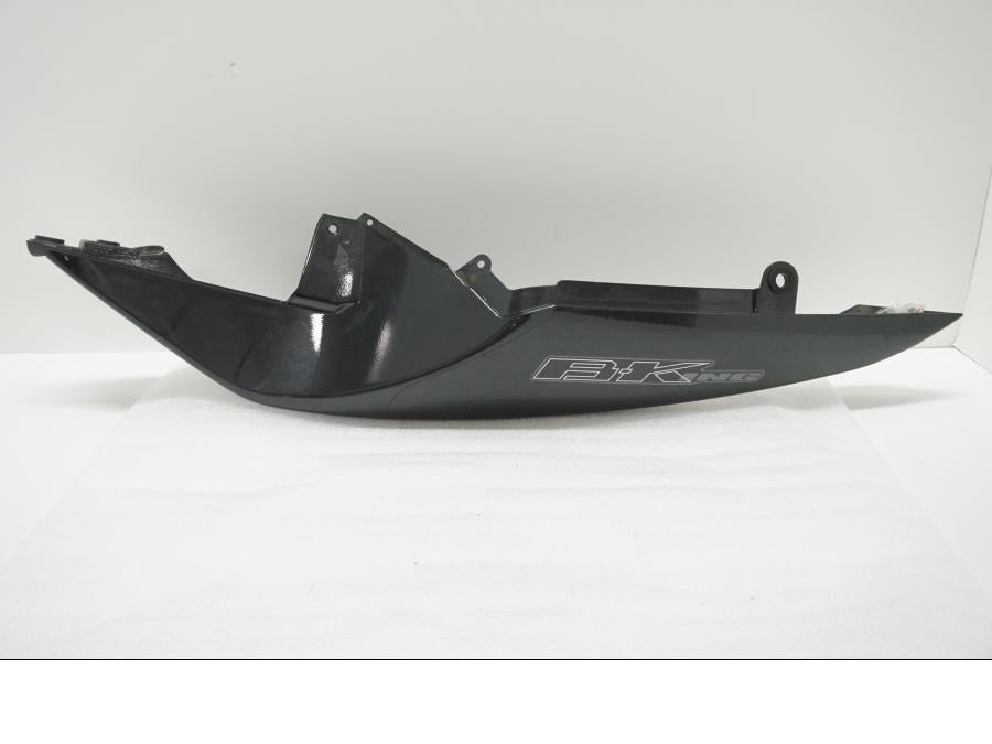 Baksidan på Bakvinge från en Suzuki GSX 1300 BK -2008 motorcykel.