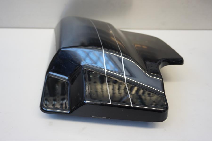 Vänster sida på Sidopanel från en H-D Street Glide FLHX -2015 motorcykel.