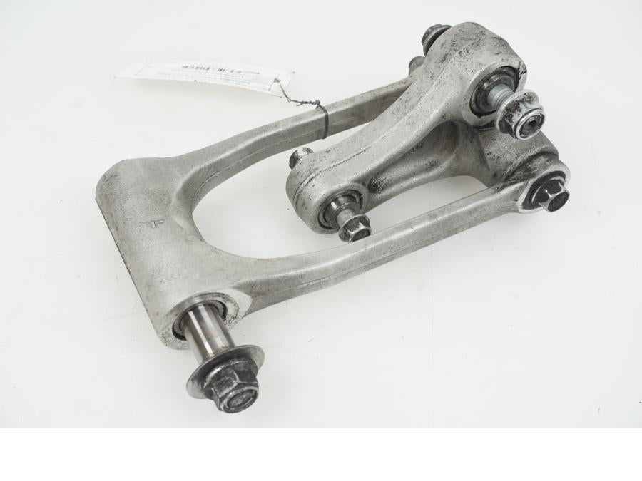 Höger sida på Stötdämparlänkage från en Suzuki GSX-R 750 -2009 motorcykel.