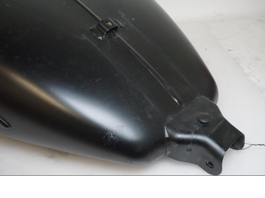 Snett uppifrån på Bensintank från en Indian Chieftain Dark Horse -2019 motorcykel.