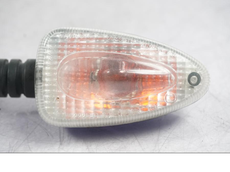 Baksidan på Blinkers från en BMW R 1200 GS -2005 motorcykel.