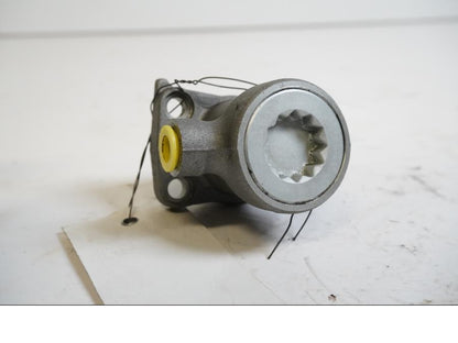 Framsidan på Kopplingslavcylinder från en Ducati 75 Sport -2001 motorcykel.