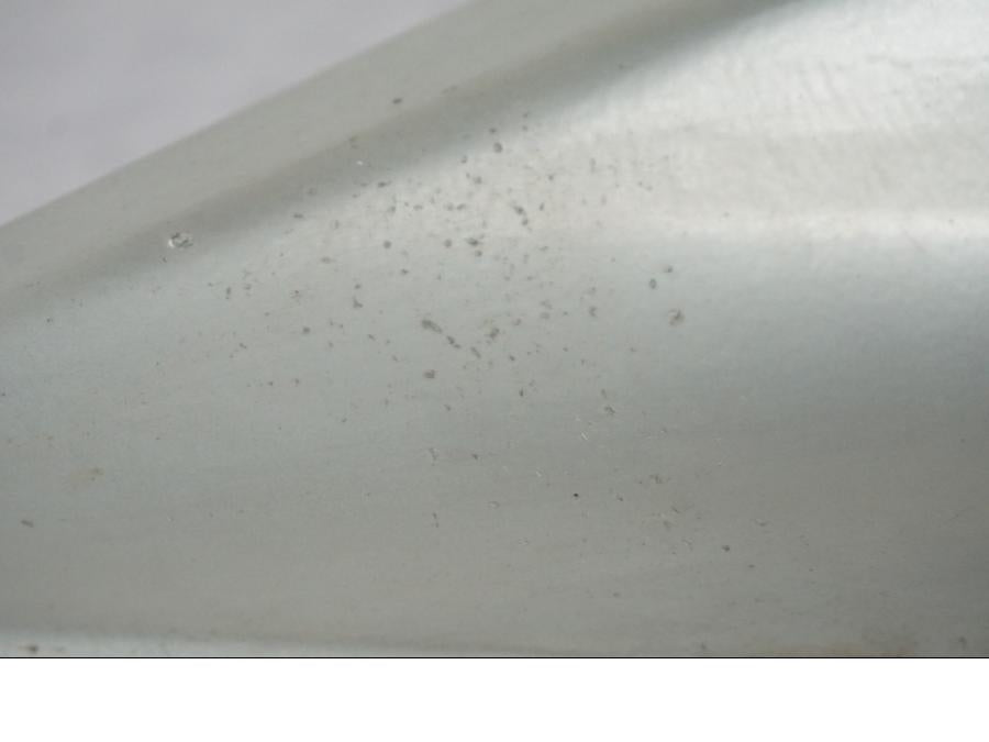 Snett nerifrån på Sving från en BMW R 1200 R -2007 motorcykel.