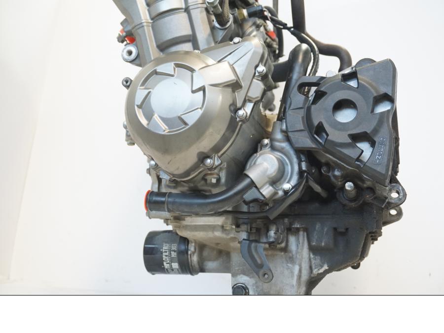 Extrabild2 på Motor från en Kawasaki Versys 1000 -2015 motorcykel.