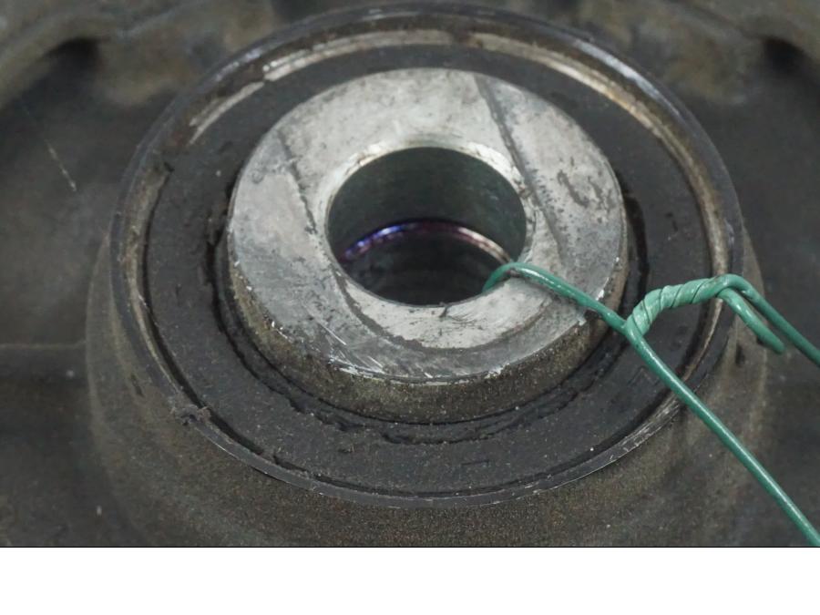 Vänster sida på Drevfäste från en Yamaha MT-09 -2016 motorcykel.