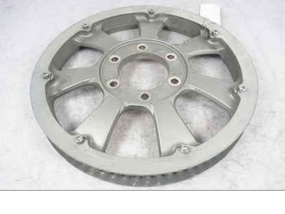 Vänster sida på Remdrev från en Kawasaki VN 1700 Classic Tourer -2009 motorcykel.