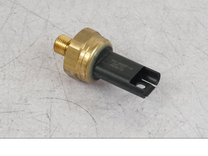 Baksidan på Sensor från en BMW R 1250 GS -2023 motorcykel.