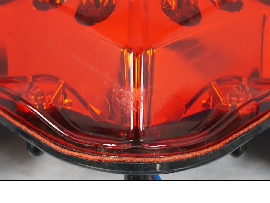 Baksidan på Baklampa från en Kawasaki ER-6N -2016 motorcykel.