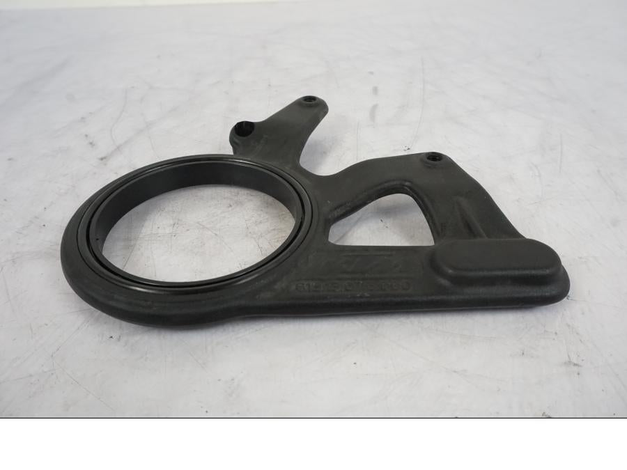 Baksidan på Bromsoksfäste från en KTM 1290 Super Duke -2019 motorcykel.