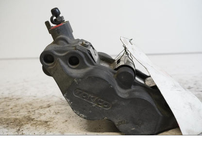 Baksidan på Bromsok från en BMW R 1100 S -2001 motorcykel.