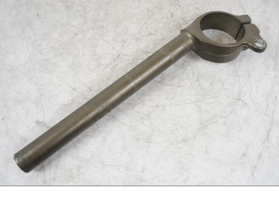 Framsidan på Styre från en Kawasaki ZX-6R -2006 motorcykel.